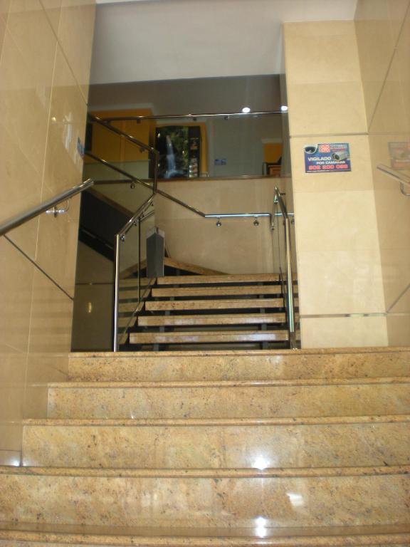 Hostal La Hispanidad Malaga Luaran gambar