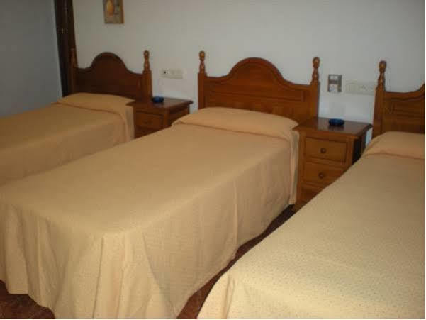 Hostal La Hispanidad Malaga Luaran gambar